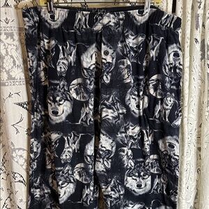 Fruit of the Loom Gray wolves Patterned Pajama Pants